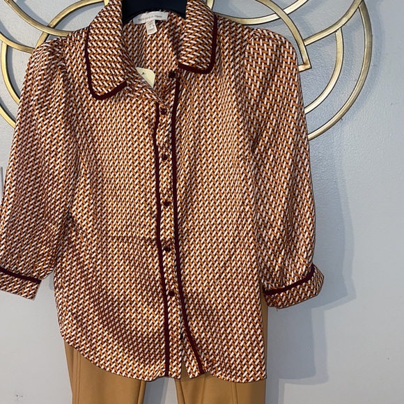 FASHIONABLE COLLAR TOP😃 - Picture 1 of 6